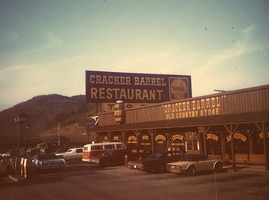 Everyone Gets This Wrong About the Old Cracker Barrel Logo